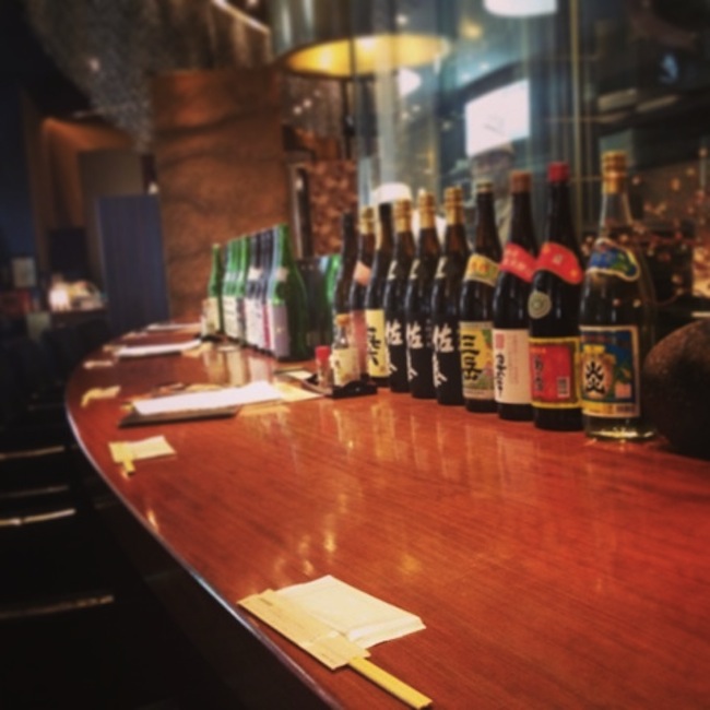 1-3-7-3a-dining counter